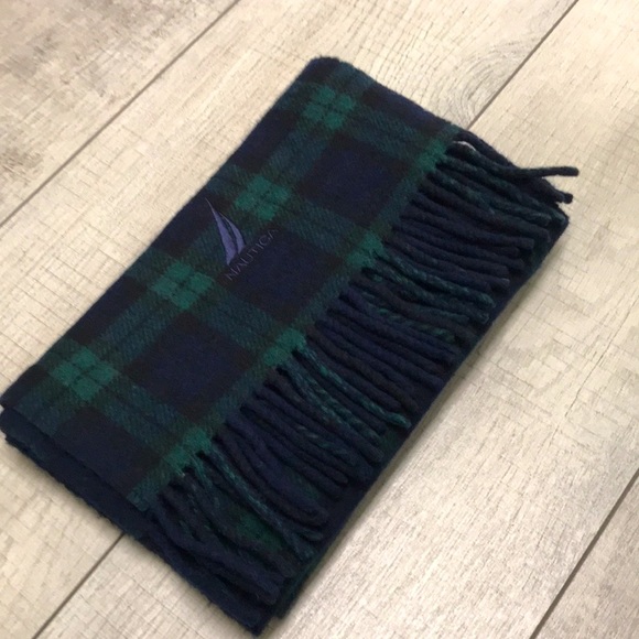 Nautica wool blend scotch plaid reversible green navy scarf, Italy. Perfect - Picture 4 of 10